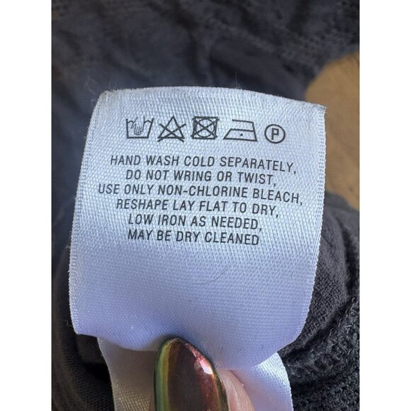 MEADOW RUE | Anthropologie Lace Applique Top Gray Medium - Picture 5 of 6